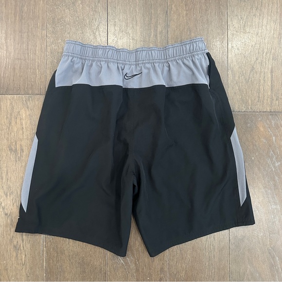 Nike Swim Trunks Men’s Size Large Black Grey Mesh Lined - Picture 6 of 6